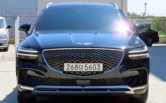 인천중고차할부수수료 GV70 2.5T 가솔린 2WD 매물 사진 4 - 2022/07 64,368km